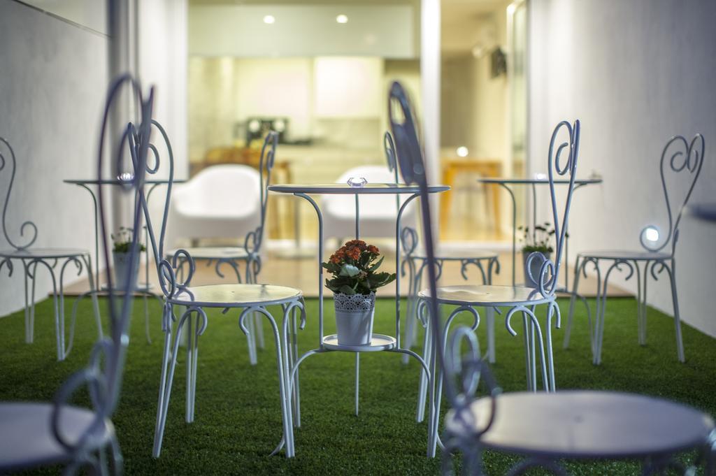 Tea 4 Nine Guest House Брага Стая снимка